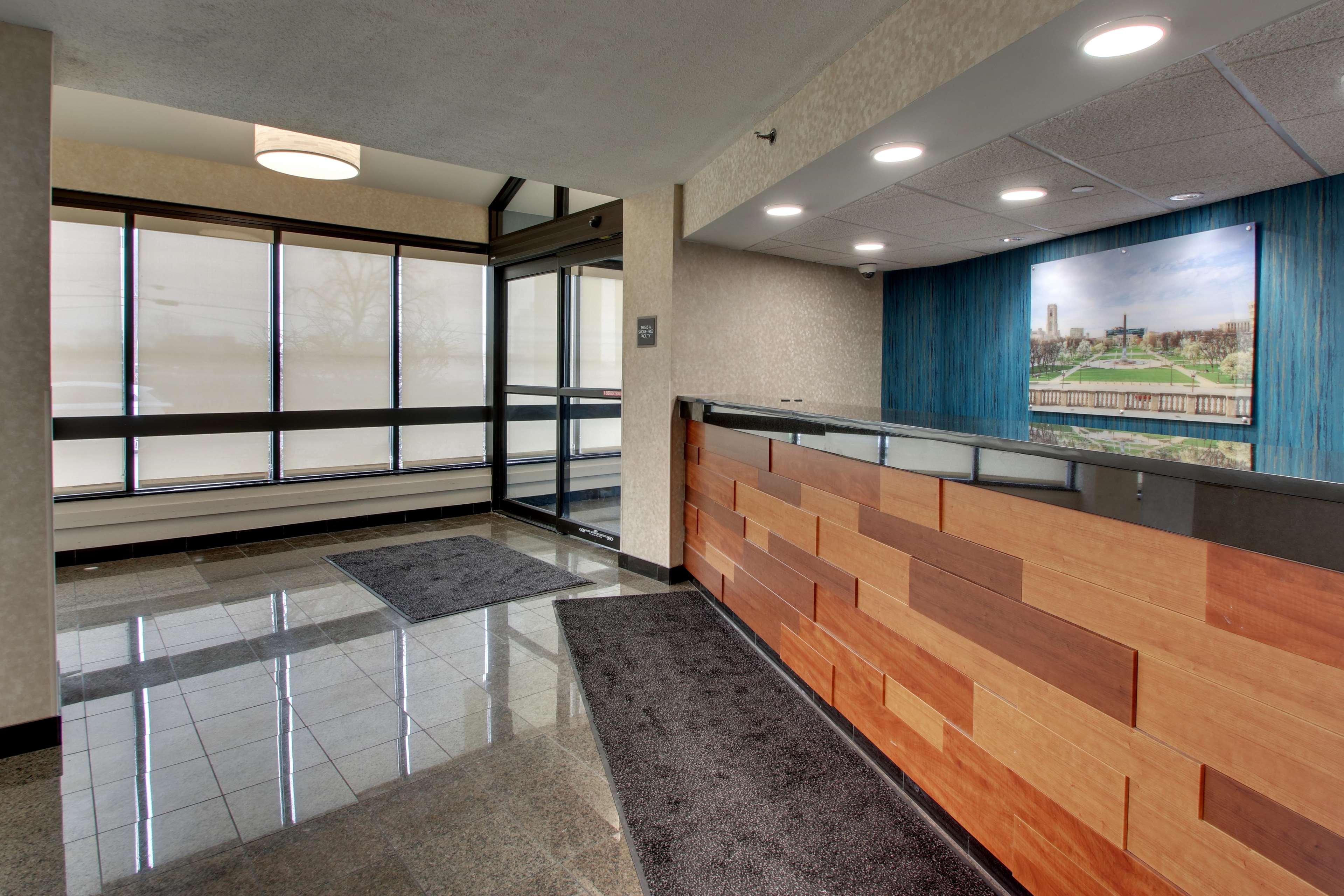Best Western Plus Indianapolis North At Pyramids Exterior foto
